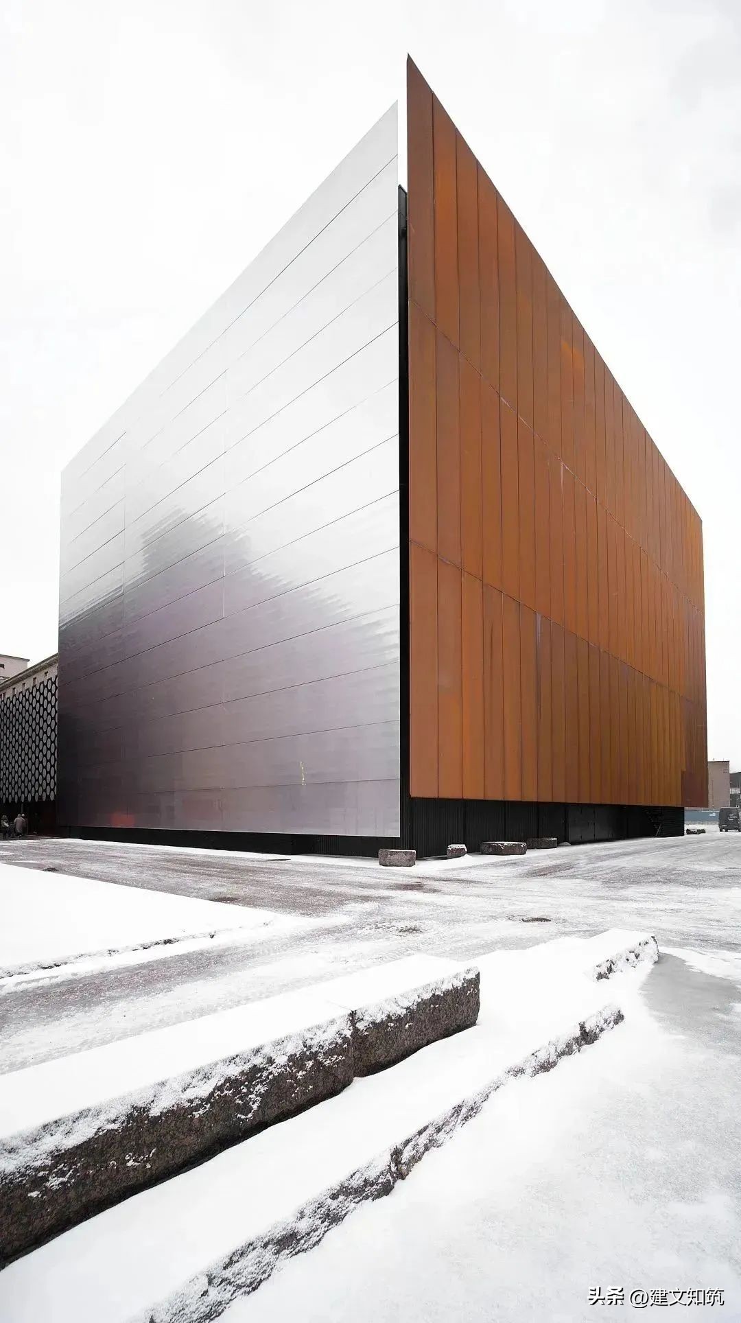 鑺叞璧皵杈涘熀鑸炶箞,鑺叞璧皵杈涘熀鏂囧寲寤虹瓚