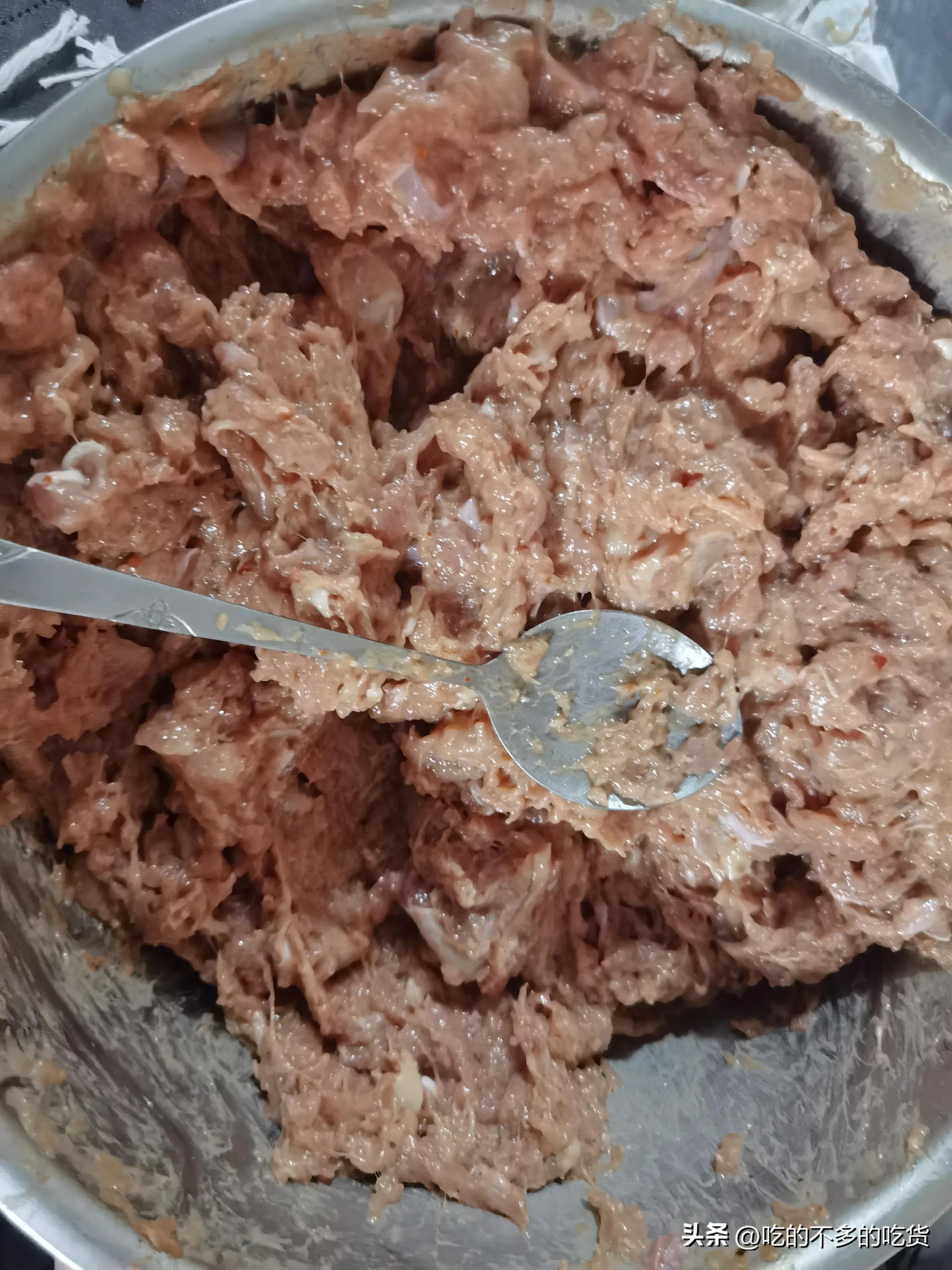 自制肉肠10斤肉家常调料比例,自制肉肠