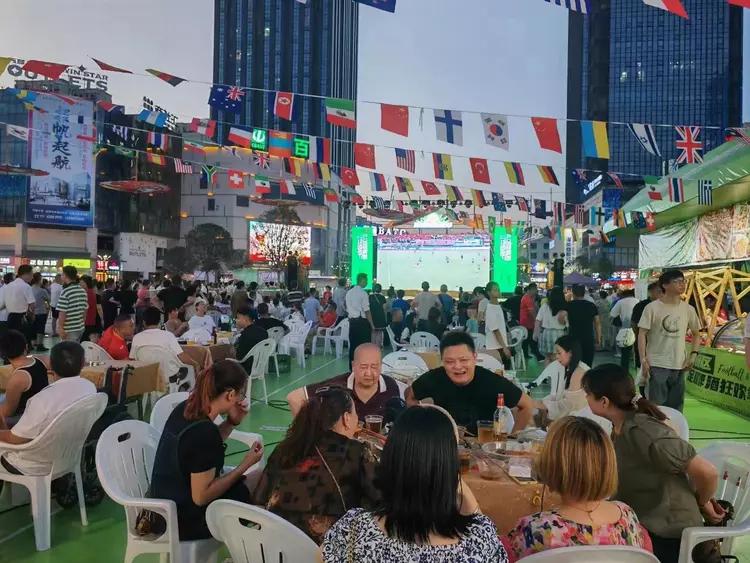 铜梁足球赛氛围,铜梁足球赛现场直播