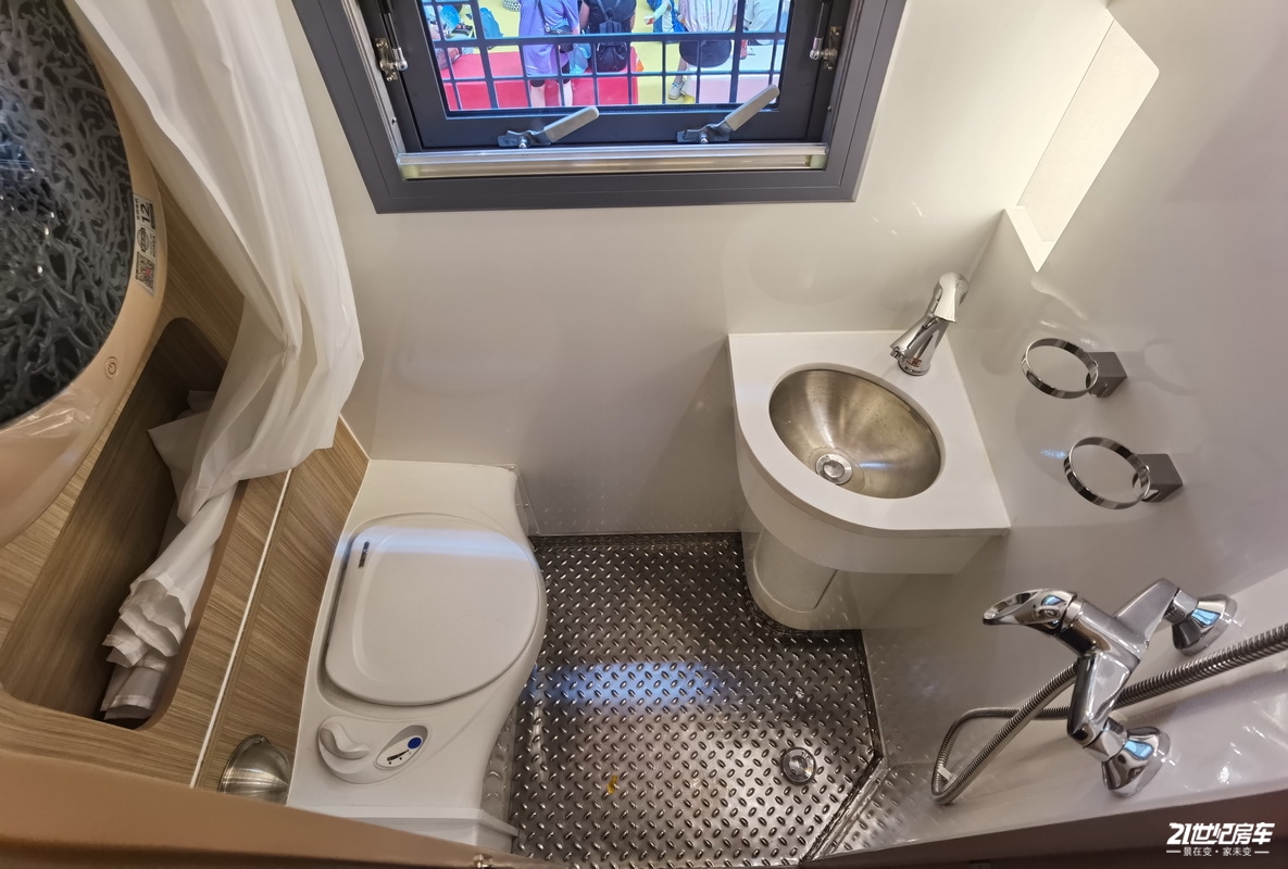 盘点十大豪华重卡房车,硬汉房车大全