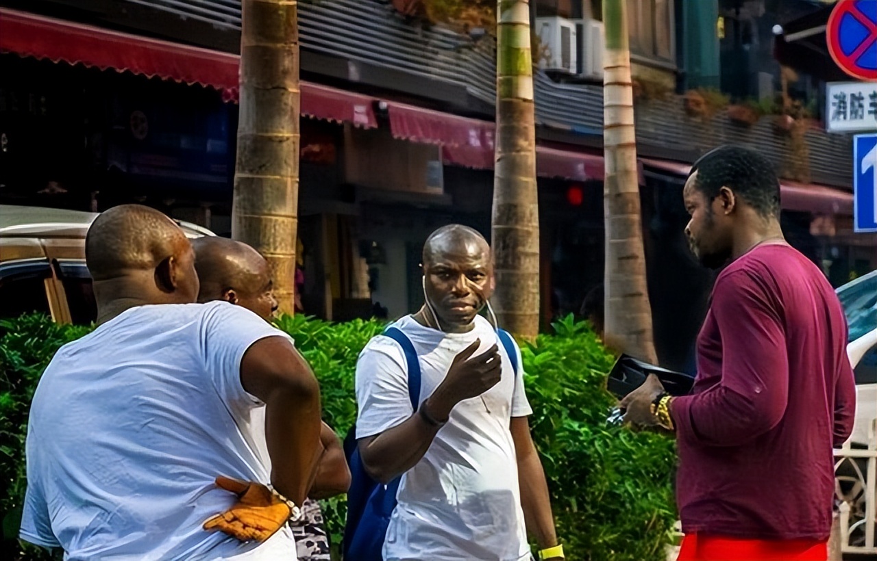 广州黑人泛滥，“黑二代”随处可见，如何治理？日本做法值得借鉴