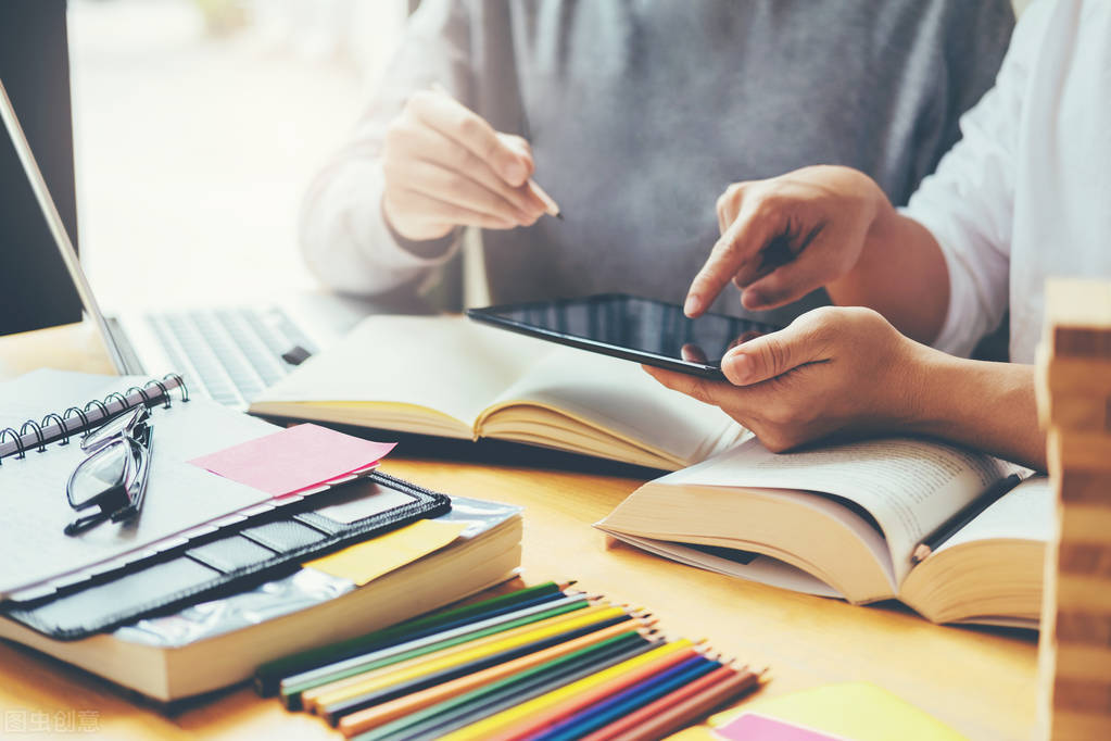 当小学老师到底有多幸福,好的小学老师是怎么样的