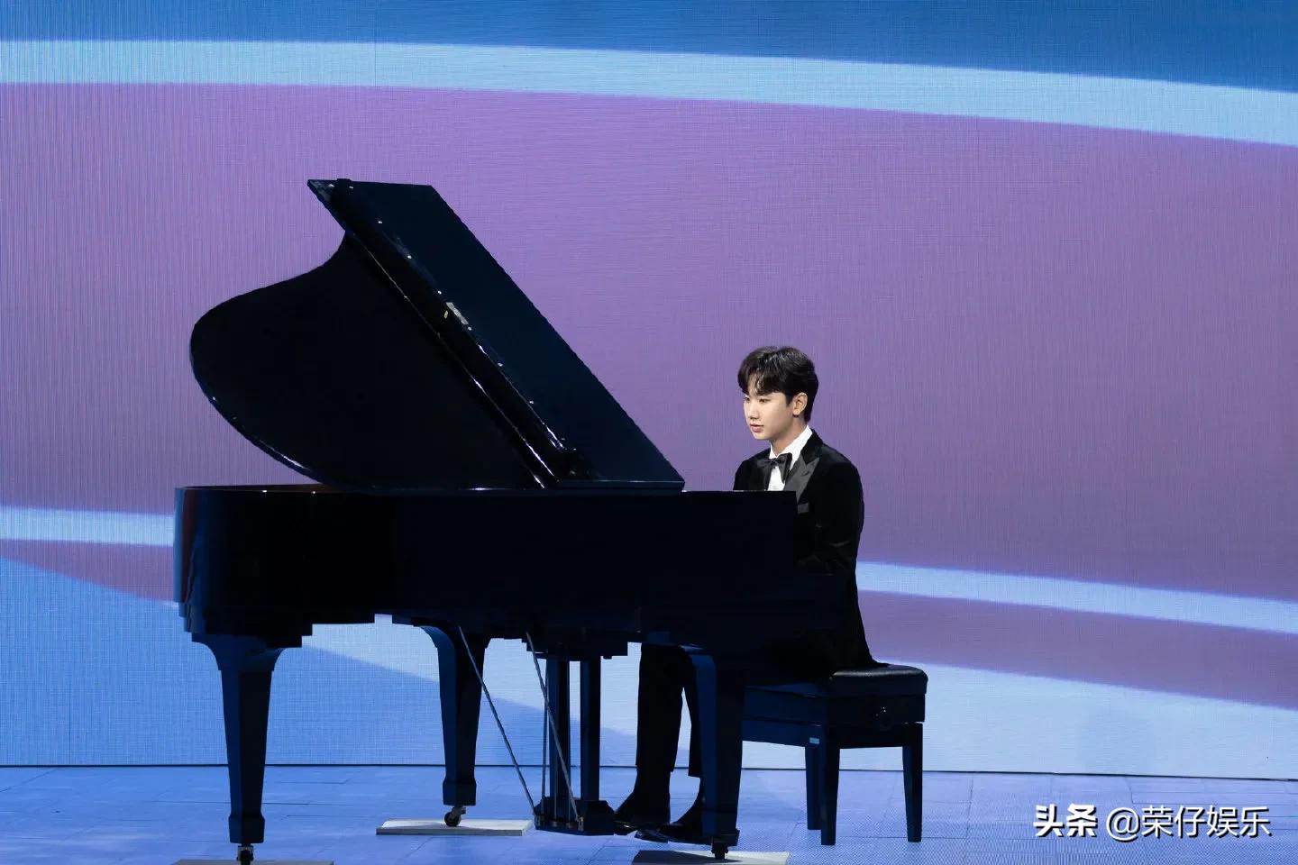 6.4聚焦：迪丽热巴张韶涵周深汪苏泷周洁琼沈腾华晨宇胡彦斌