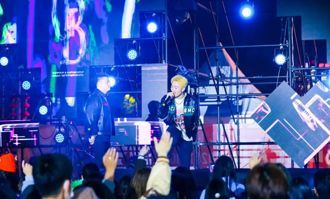 跨年夜一整天都是怎么过的,跨年这天怎么过才有意义