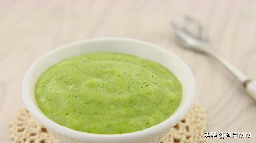 宝宝喂辅食时家长要不要一直说话,一喂宝宝妈妈就哭怎么缓解