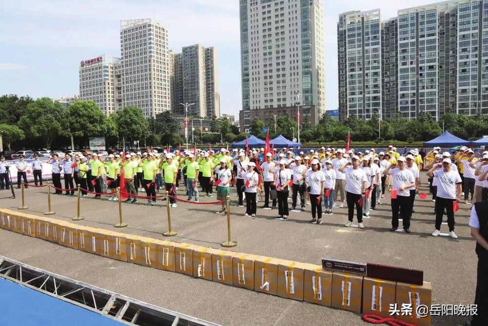 雁引愁心去山衔好月来上一句,雁引愁心去山衔好月来朗诵