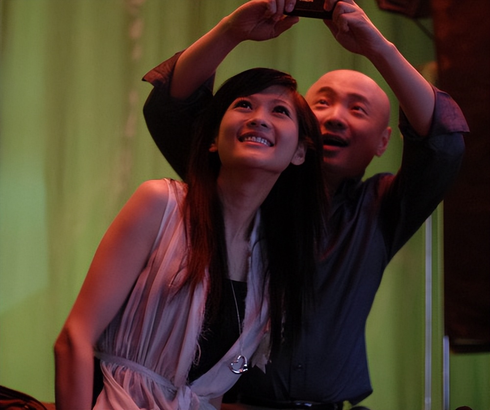 冯小刚和女主持人,跟冯小刚有绯闻的女主持人