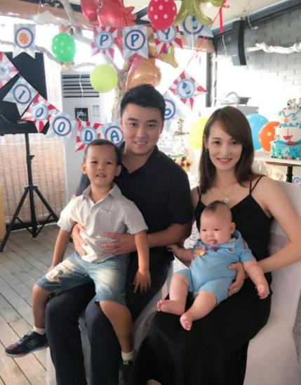 乒乓球冠军王皓简历,奥运冠军王皓和妻子现状