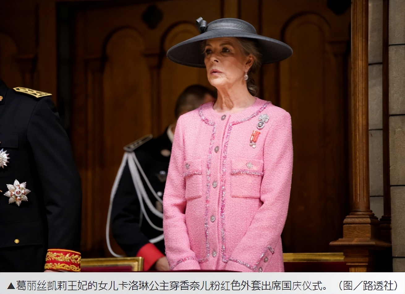 摩纳哥王室把香奈儿当制服穿，最美王子妃以火红的Dior裙装胜出