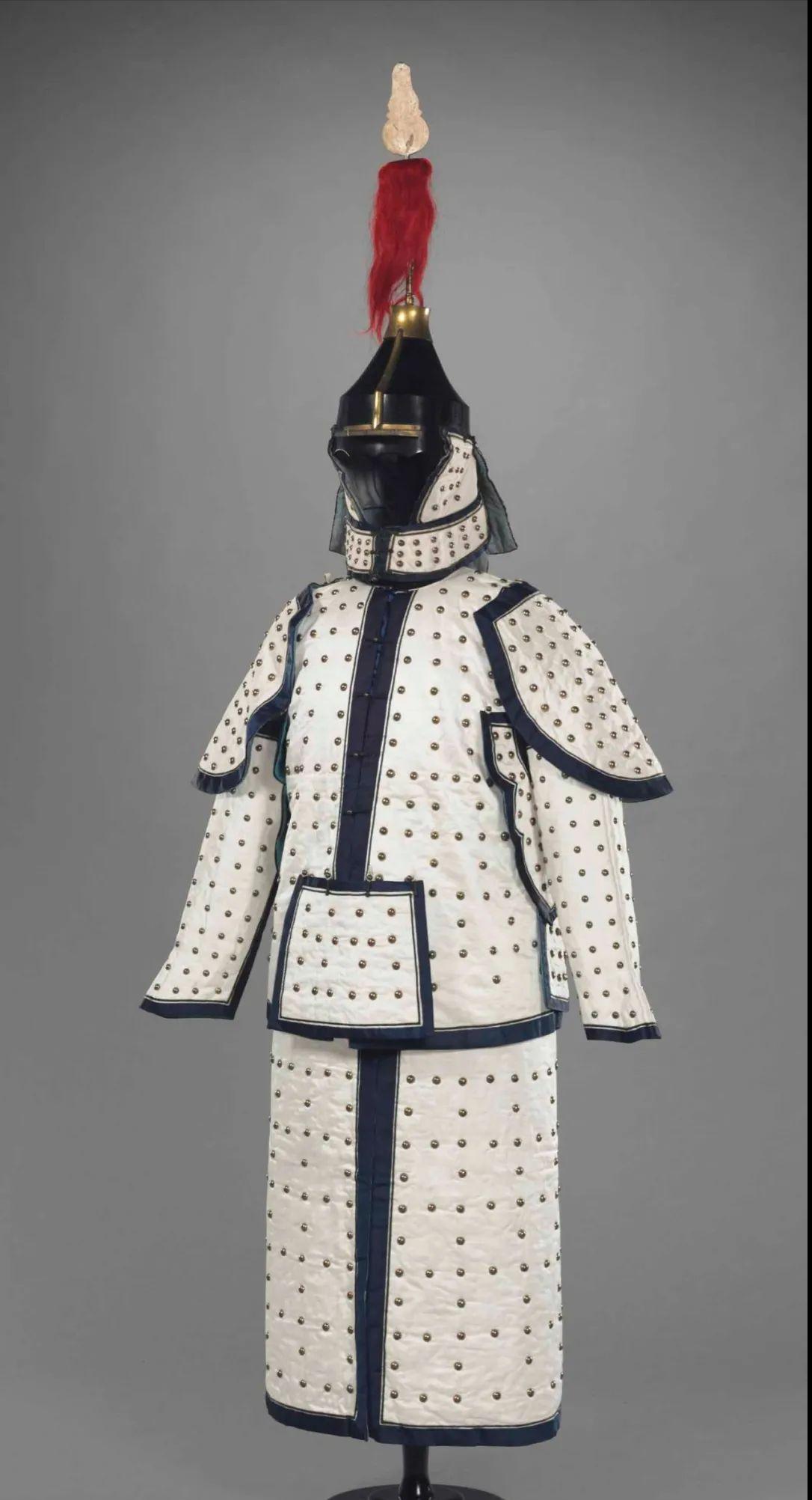 清朝头盔上的盔缨,清朝士兵大部分都用的什么枪