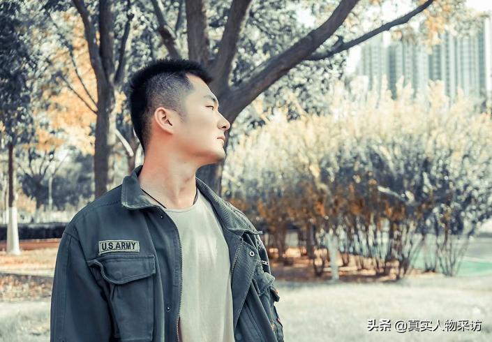 我，90后，为逃离原生家庭患上梦游症，如今当游泳教练被孩子喜欢