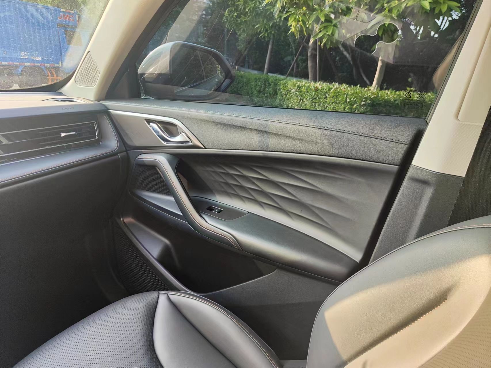 荣威erx5纯电高速120迈试驾视频,开着比燃油版舒服测试荣威erx5