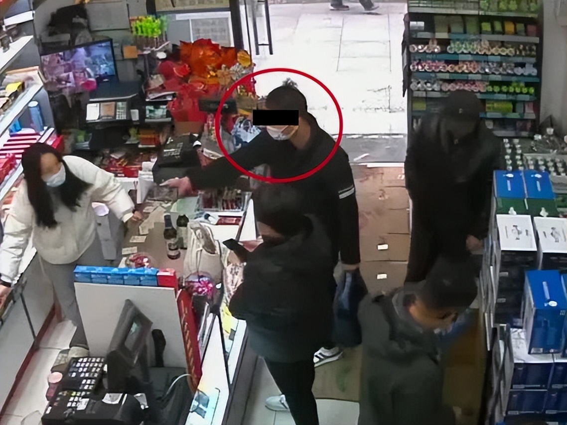 任你“七十二变”难逃民警火眼金睛