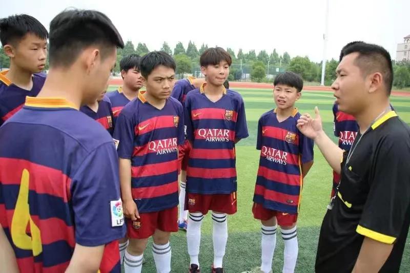 浚县王庄足球队比赛,滑县第八届县长杯校园足球联赛