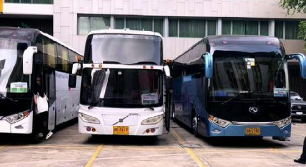 曼谷街头惊现很多中国籍,曼谷街头熙熙攘攘的人群