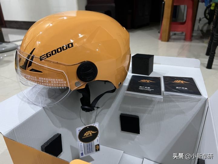 有没有又轻又安全的头盔,什么电动车头盔好用又舒服