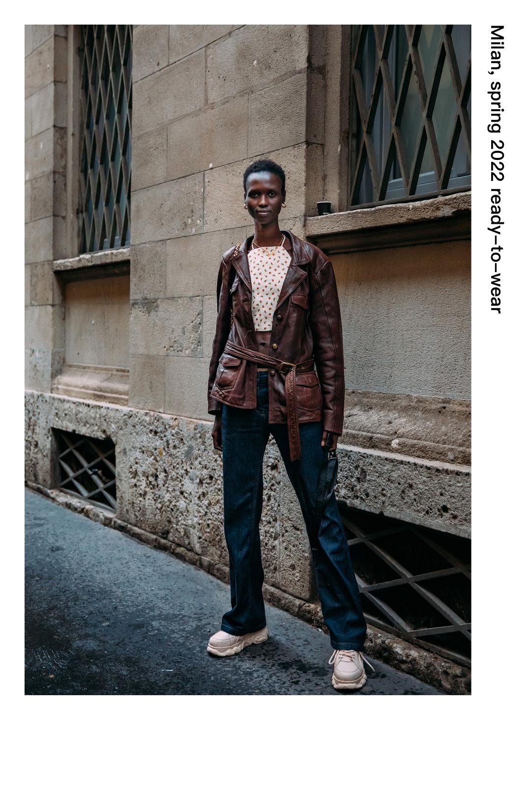 侯明昊最近在横店拍戏吗,侯明昊横店最新路途