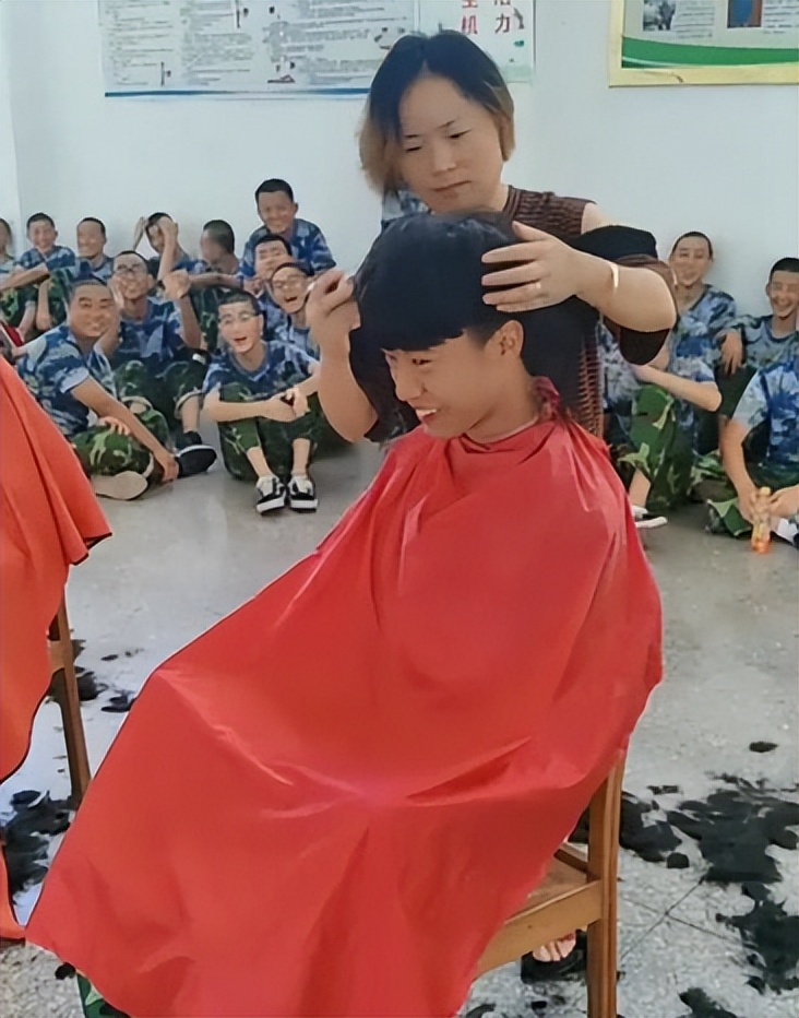 女生扎辫子是*引勾**男生？湖南一职校副校长发表不当言论，官方回应