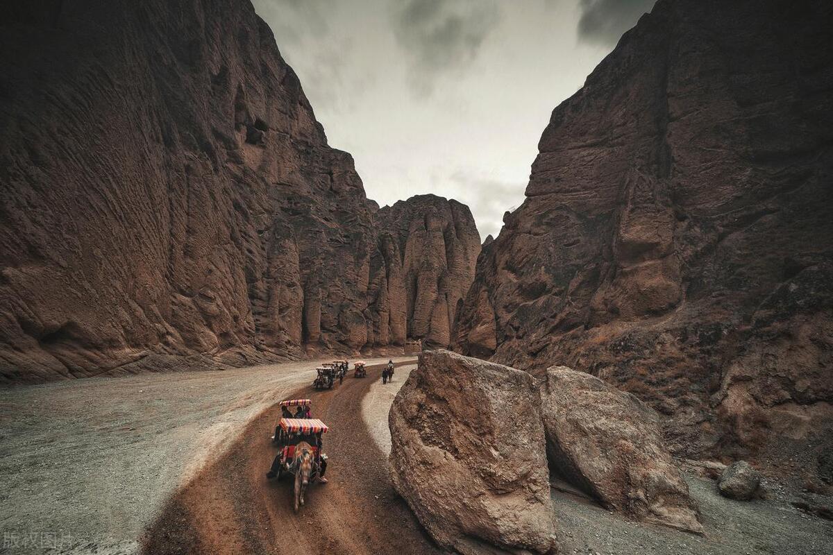 关于端午节的日历上的宜和忌,端午节的禁忌和讲究你知道多少