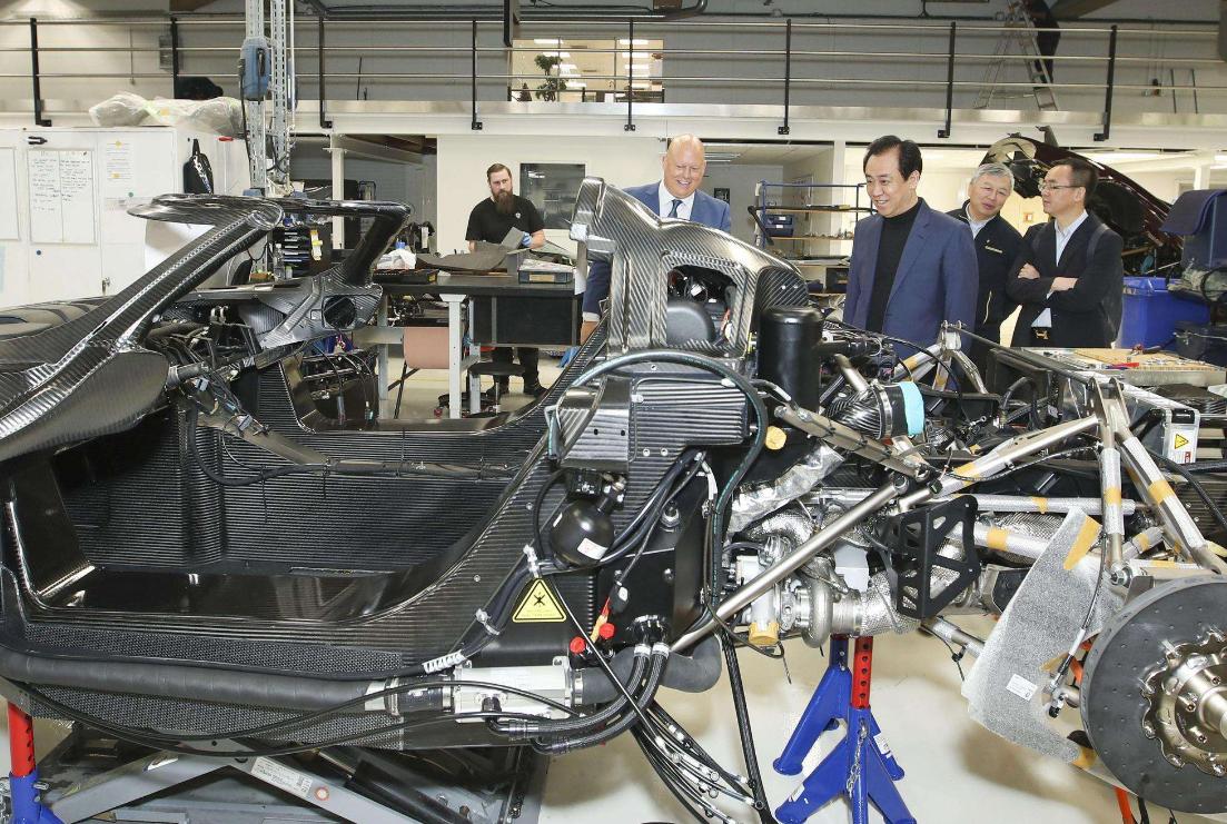 负债两万亿的许家印还能翻身吗,身处困境的许家印