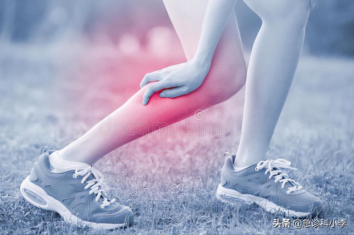 睡觉时突然腿抽筋是缺钙引起的吗,睡觉腿抽筋除了缺钙还有3个原因