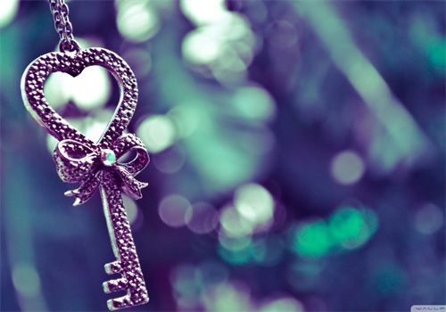 别人觉得你备胎无数你却孤独,备胎无数感情不断以为自己很迷人