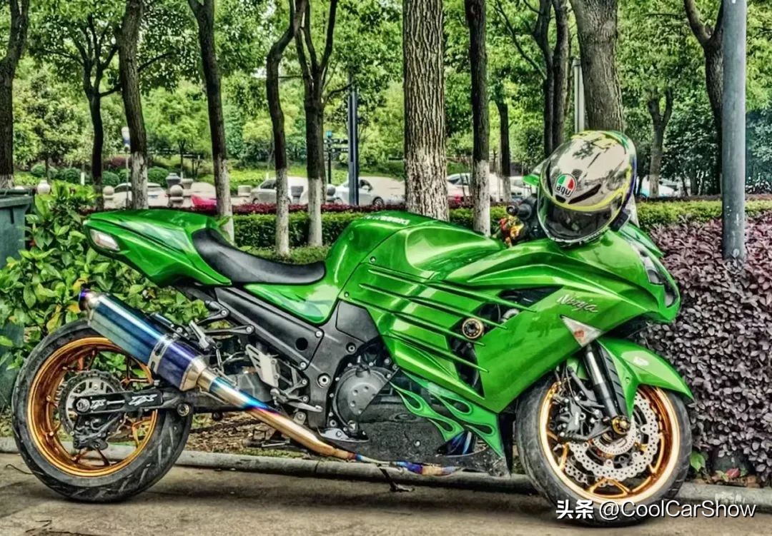 玩美式车,挑战者大宽体低趴