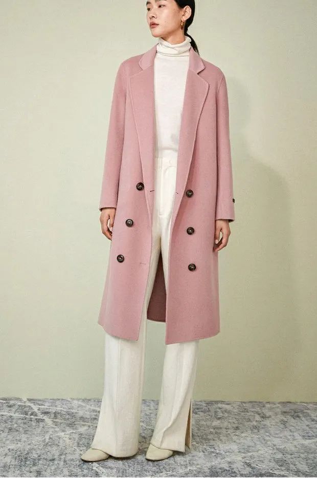 今年双面羊绒大衣流行什么颜色,今年最流行什么颜色的大衣