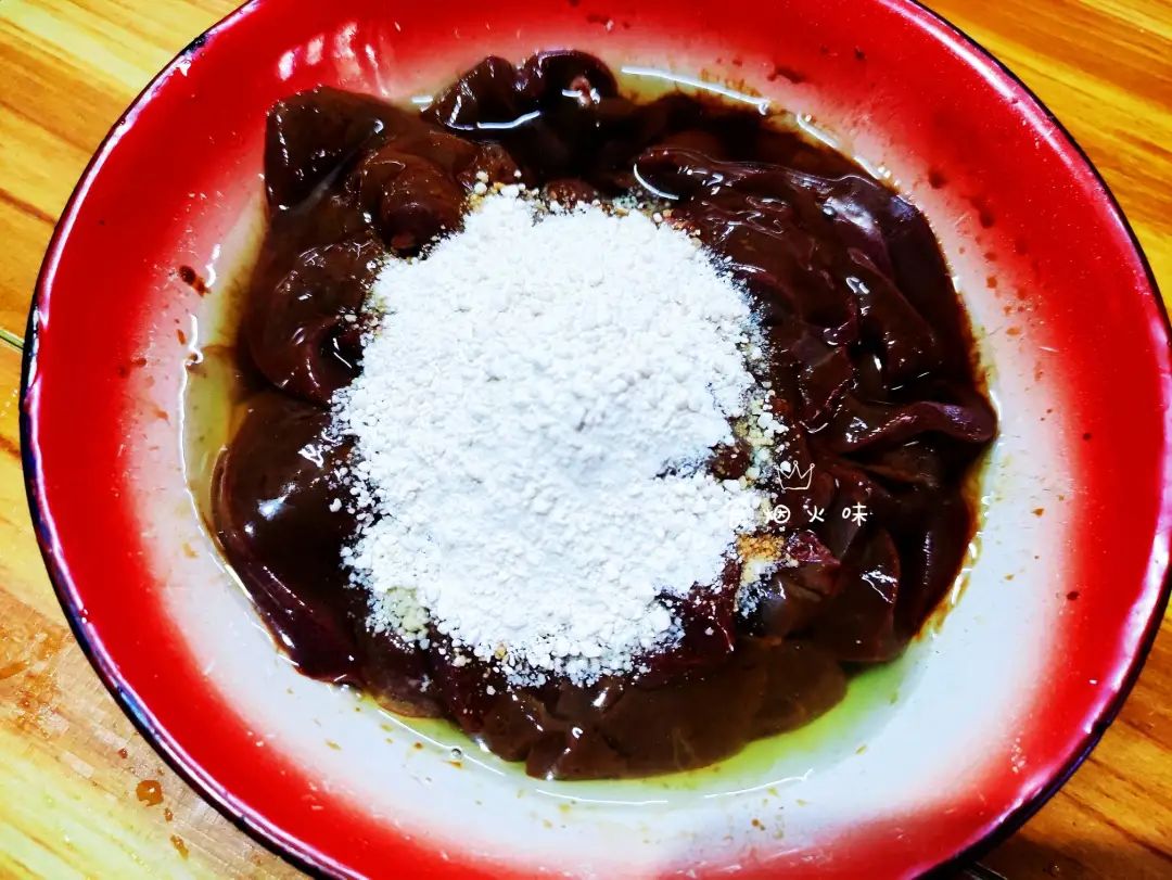 夜间吃什么食物补气血最好,补气血吃什么食物最好最有效果