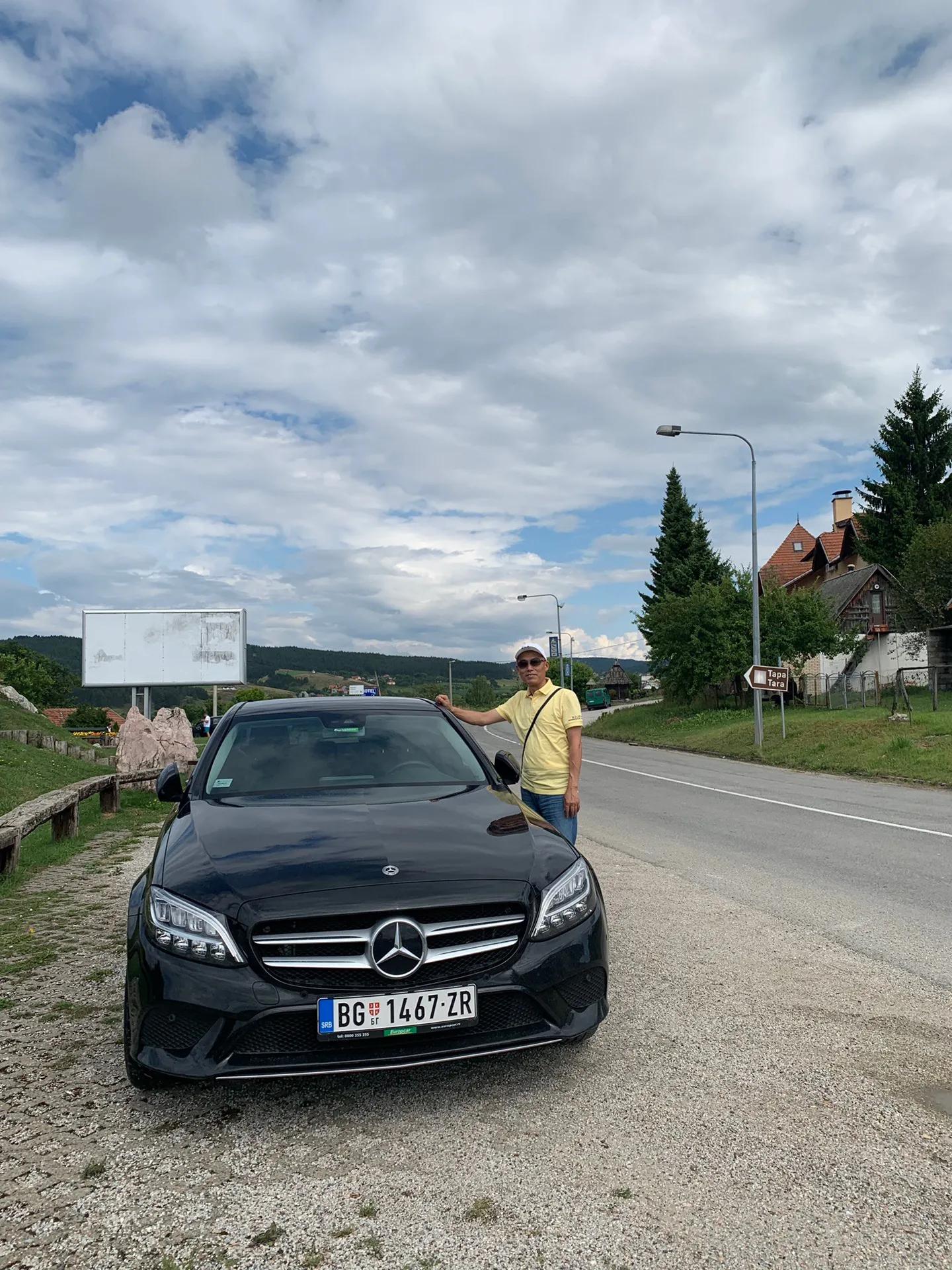 在国外旅游遭遇车祸怎么办,国外自驾游发生事故