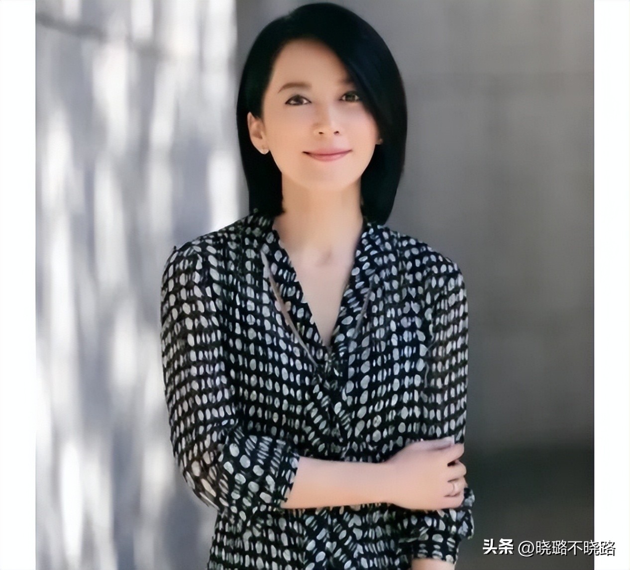 适合圆脸的羊毛卷女生短发,适合胖女生的羊毛卷短发