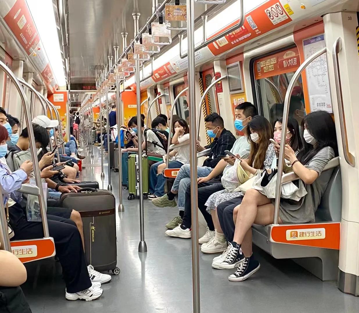 郑州地铁特色,郑州地铁之旅