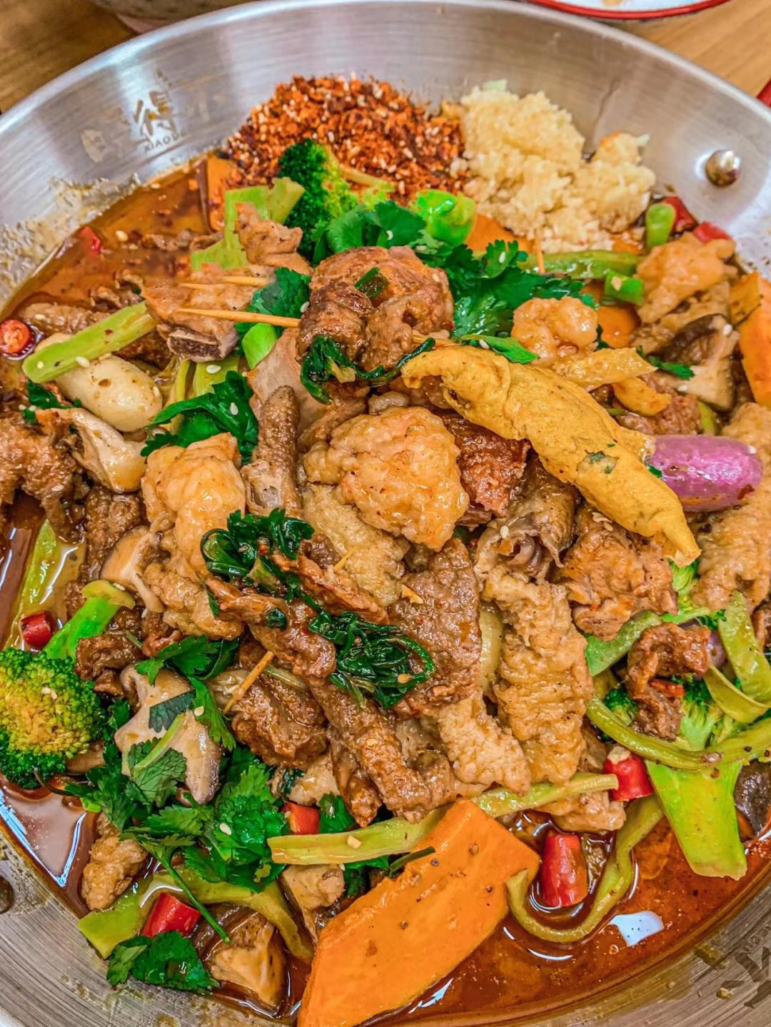 比成都好吃的火锅店,这座小城比杭州撩人美食不输潮汕