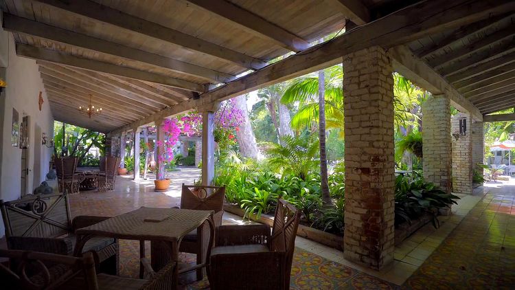 回味旧金山探访成功者的庄园,一种窗口令艾尔卡彭等囚犯备受折磨