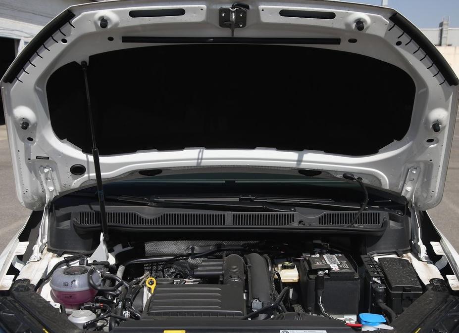 途安l和五菱宏光谁的空间大,大众途安L到底怎么样