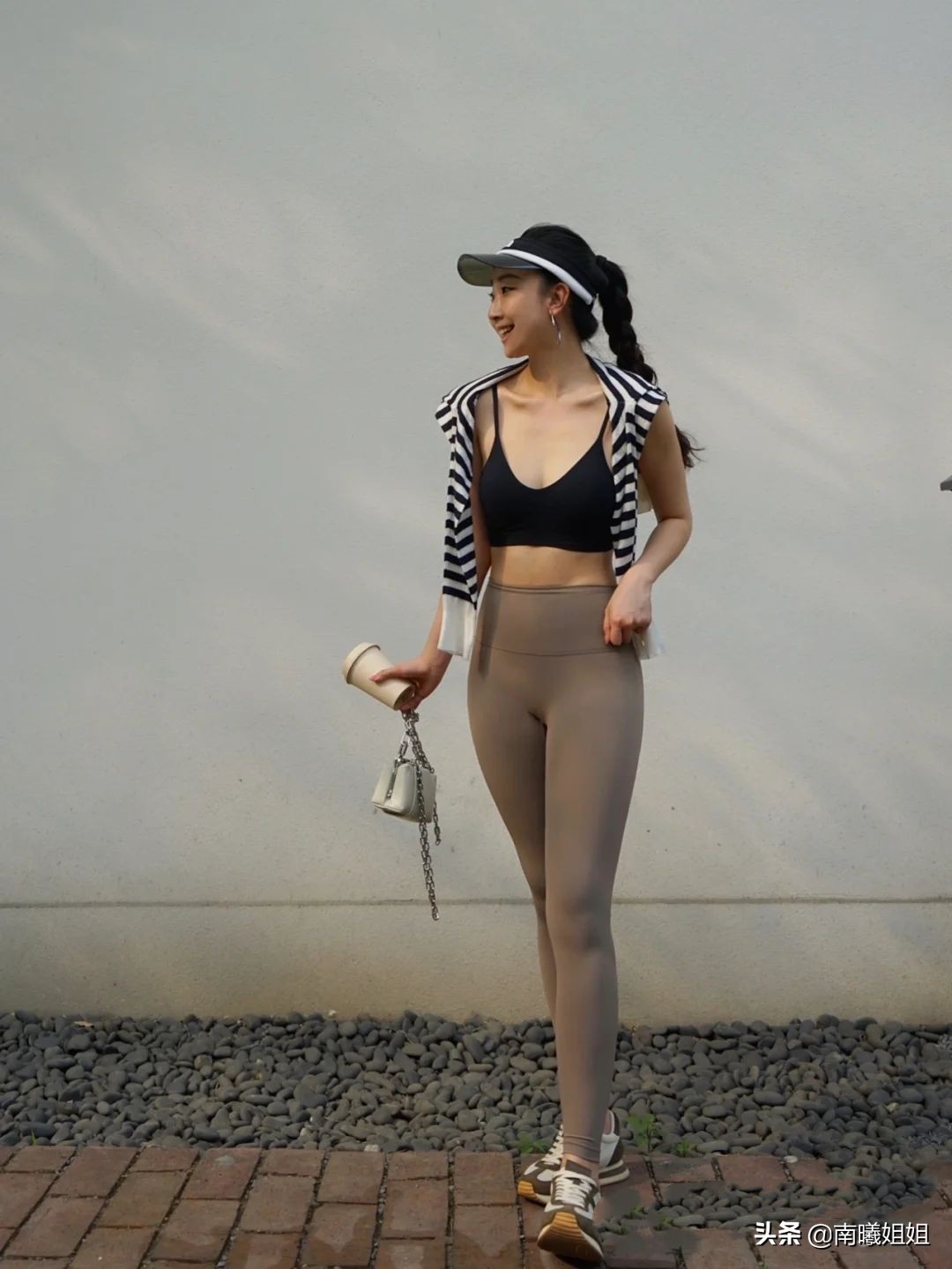 无痕裤穿搭街拍,无痕裤街拍穿搭