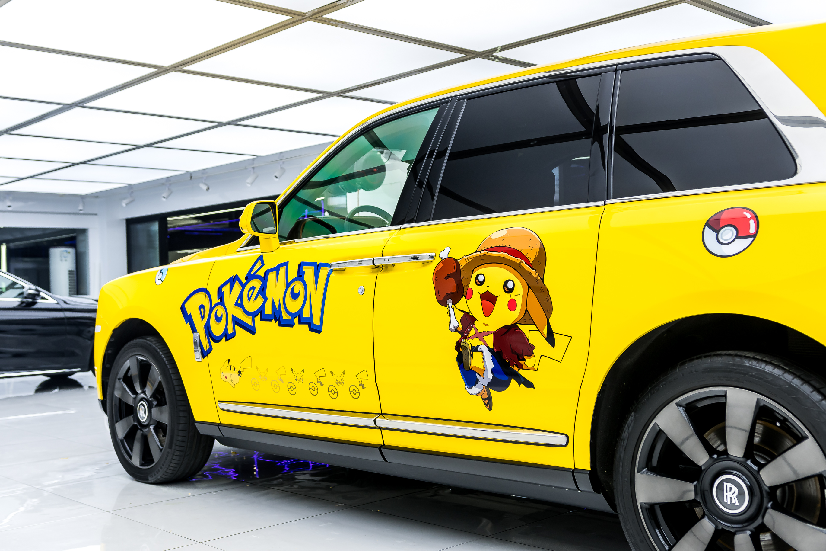 MAX车身改色膜丨西安汽车改色贴膜劳斯莱斯库里南换新定制涂装