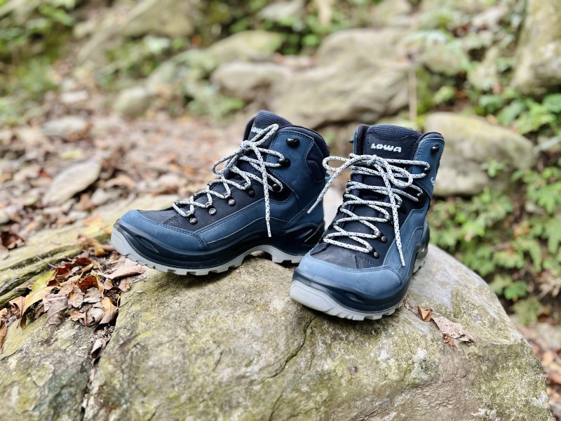 lowa登山鞋换底对比图片,lowa登山鞋正品鞋盒