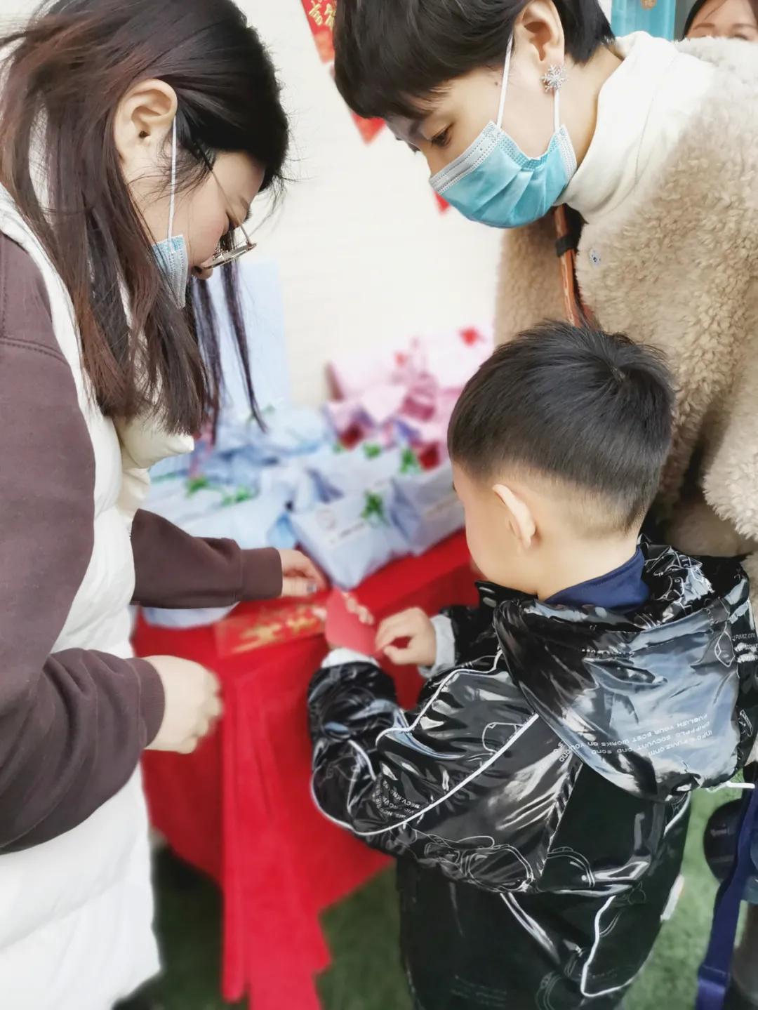 “福娃闹新春,虎年乐淘淘”——未来时光芝澜明仕幼儿园元旦活动