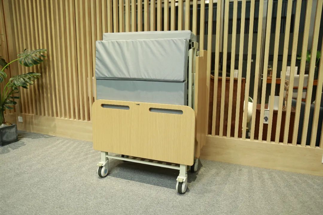 中国失能老人的福音:居家护理床