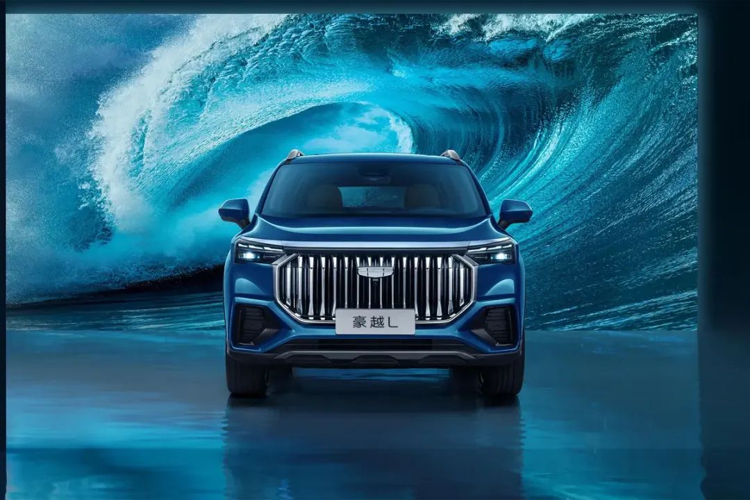 实力不输汉兰达配国六227马力引擎,车长近5米标配9at完胜汉兰达