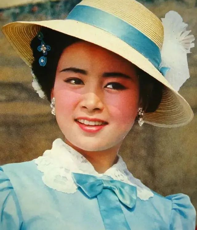 美到窒息的一眼万年,那些一眼万年的女明星角色