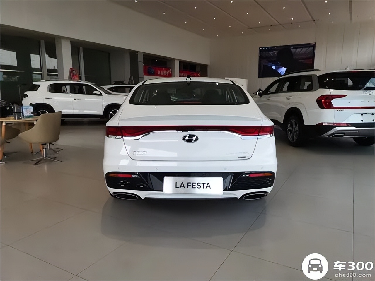 车300：入门就有190匹，月销量从2万跌至7辆，思域终结者不行了？