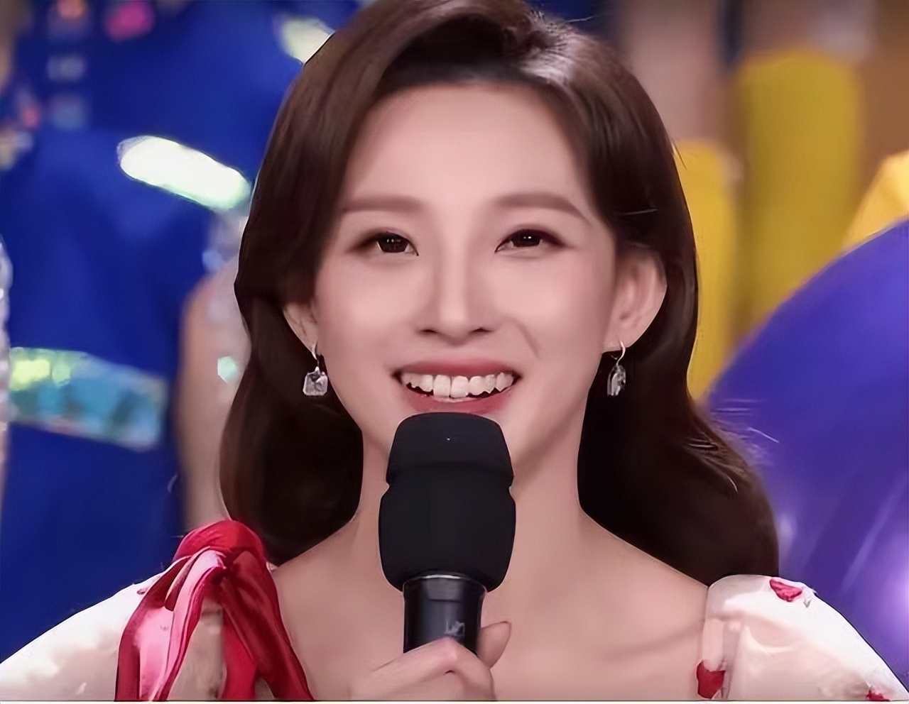 央视一姐李红现状,央视一姐李红董卿