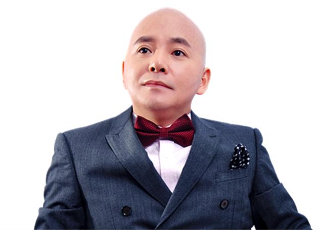 国产催眠大师1秒钟催眠主持人,国外催眠师街头3秒点穴催眠