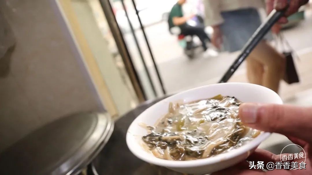 小店保持20年的特色美食,老滋味熟食小馆