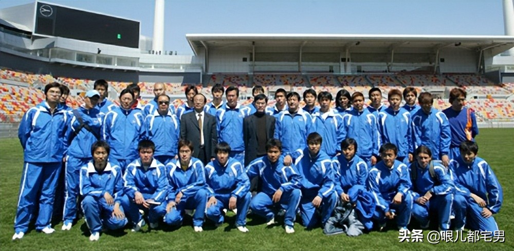 2004天津泰达各级梯队名单,2004年天津泰达中超联赛开幕式