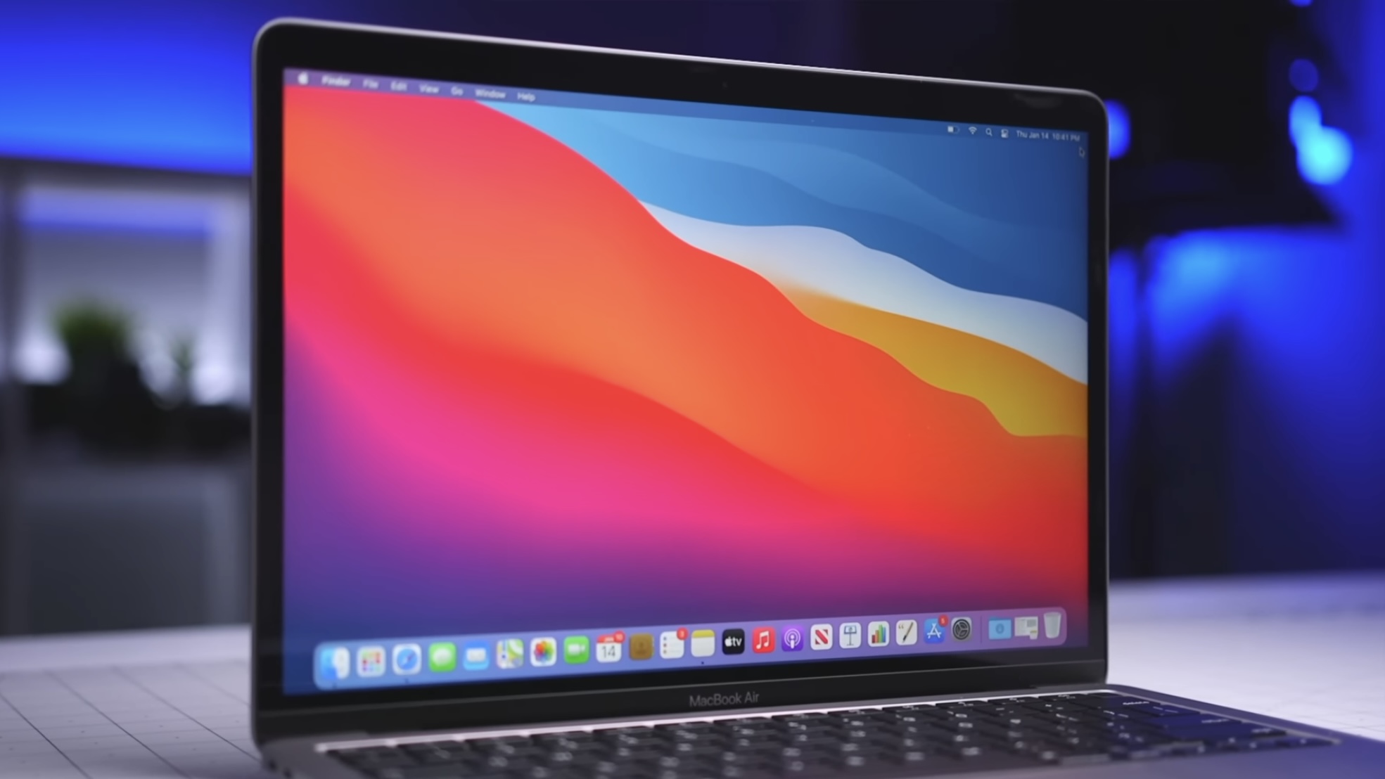 苹果是什么时候发布大屏手机的,苹果将推出首款全面屏智能手机