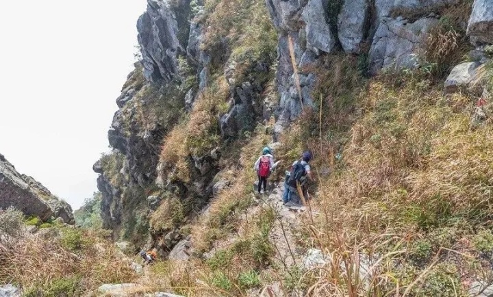 户外登山防止走丢,户外登山上不去下不来怎么办