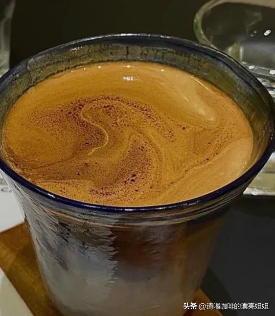 咖啡店常用的拿铁牛奶 (咖啡店用什么牛奶比较好)